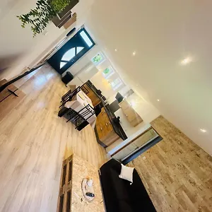  Appartement Charmant T3 Avec Jardin